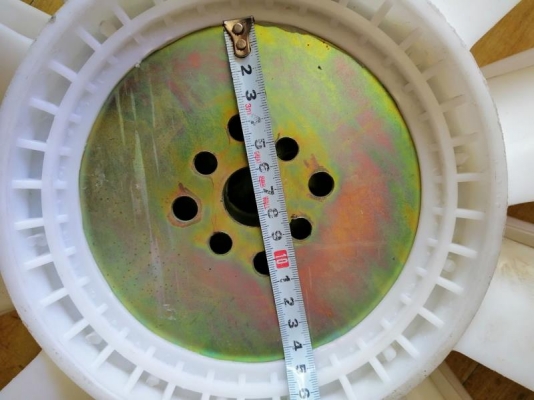 ใบพัดลม 22" เป่าออก