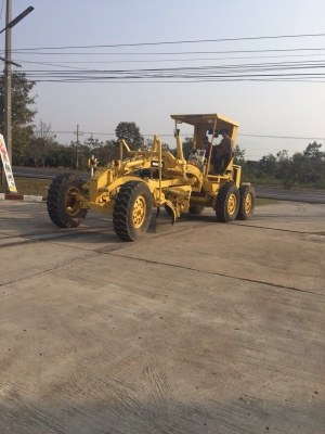 ขาย เกรดเดอร์ Komatsu GD375h