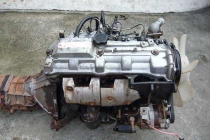 ขายเครื่องยนต์ดีเซลโตโยต้า2L ราคาถูก