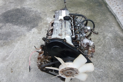 ขายเครื่องยนต์ดีเซลโตโยต้า2L ราคาถูก