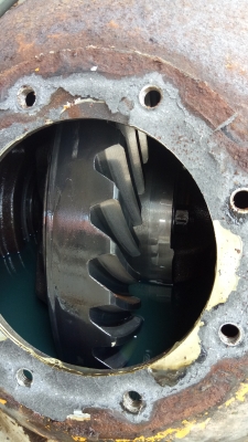 เพลาท้ายอีซูซุ น๊อตล้อ 8 ตัว   095-6314517  เฟือง 7 _37