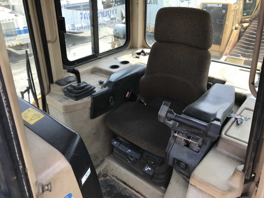 รถดันดิน CAT D6M นำเข้าจากญี่ปุ่น รถสวย ราคาไม่แพงครับ รถดันดิน CAT D6M นำเข้าจากญี่ปุ่น รถสวย ราคาไม่แพงครับ