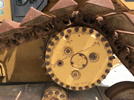 รถดันดิน CAT D6M นำเข้าจากญี่ปุ่น รถสวย ราคาไม่แพงครับ รถดันดิน CAT D6M นำเข้าจากญี่ปุ่น รถสวย ราคาไม่แพงครับ