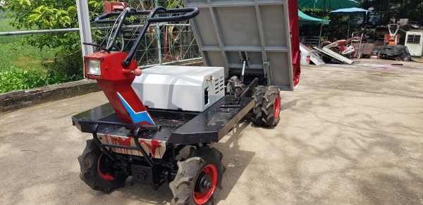 4 x 4 ดั้มไฮดรอลิค สตาร์ทกุญแจ พร้อมใช้งาน
