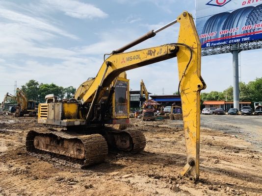 ขายรถแบ๊คโฮ MS40L รถใช้งานปกติ ตามสภาพ