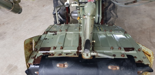 รถพรวนดินพร้อมใช้งาน 7.5 แรง ใบตีดิน 70 \% รถพรวนดินพร้อมใช้งาน 7.5 แรง ใบตีดิน 70 \%