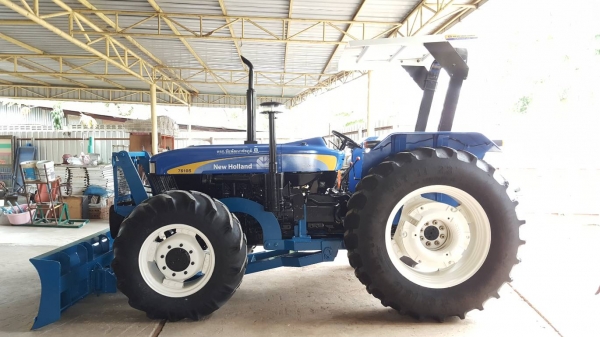 ปี59นิวฮอลแลนด์7610s.ใช้งาน2900ชม.