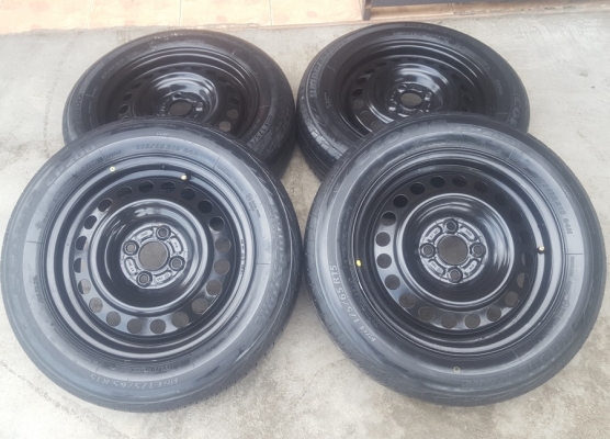 ขายล้อกะทะ HONDA ขอบ15 พร้อมยางฝาครอบ 4 ล้อ