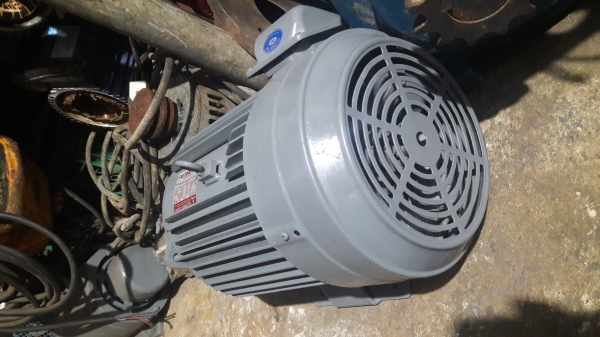 ขาย !! มอเตอร์.มิตซู.ขนาด5แรง220v.สภาพพร้อมใช้งาน