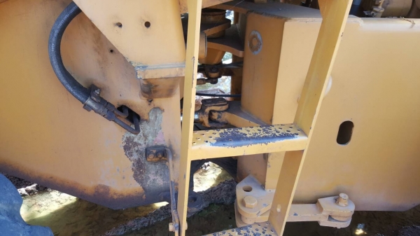 ขาย รถตัก KOMATSU 515 รถใช้งานอยู่ประจำ ราคาต่อรองได้ ขาย รถตัก KOMATSU 515 รถใช้งานอยู่ประจำ ราคาต่อรองได้