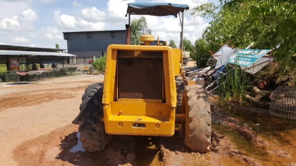 ขาย รถตัก KOMATSU 515 รถใช้งานอยู่ประจำ ราคาต่อรองได้ ขาย รถตัก KOMATSU 515 รถใช้งานอยู่ประจำ ราคาต่อรองได้