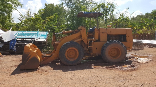 ขาย รถตัก KOMATSU 515 รถใช้งานอยู่ประจำ ราคาต่อรองได้ ขาย รถตัก KOMATSU 515 รถใช้งานอยู่ประจำ ราคาต่อรองได้