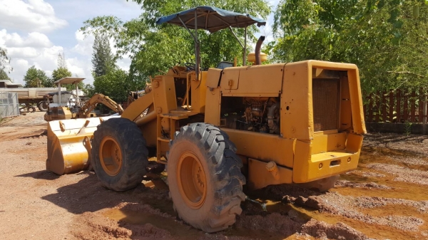 ขาย รถตัก KOMATSU 515 รถใช้งานอยู่ประจำ ราคาต่อรองได้ ขาย รถตัก KOMATSU 515 รถใช้งานอยู่ประจำ ราคาต่อรองได้