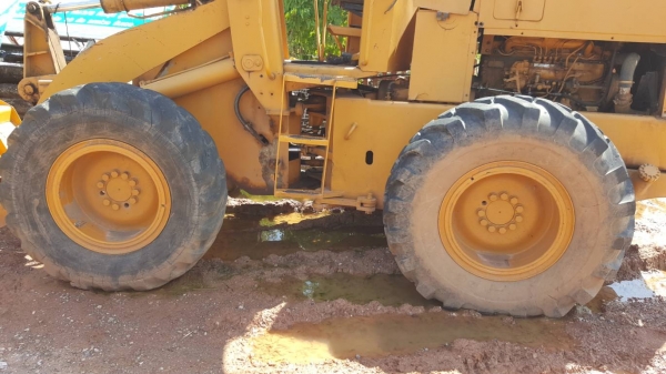 ขาย รถตัก KOMATSU 515 รถใช้งานอยู่ประจำ ราคาต่อรองได้ ขาย รถตัก KOMATSU 515 รถใช้งานอยู่ประจำ ราคาต่อรองได้