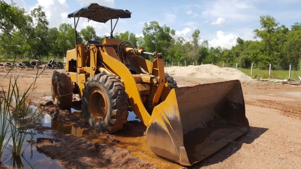 ขาย รถตัก KOMATSU 515 รถใช้งานอยู่ประจำ ราคาต่อรองได้ ขาย รถตัก KOMATSU 515 รถใช้งานอยู่ประจำ ราคาต่อรองได้