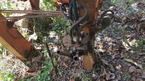 ขาย ชุดบุ้งกี๋ตัก สำหรับติดรถไถ ขายตามสภาพ ไม่มีปั้มไฮดรอริค ขาย ชุดบุ้งกี๋ตัก สำหรับติดรถไถ ขายตามสภาพ ไม่มีปั้มไฮดรอริค