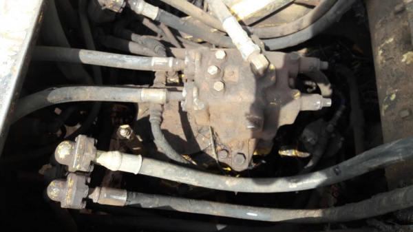 ขาย แบคโฮ KOMATSU PC200LC-5 เอกสารใบอินวอยซ์ เครื่องเดิม ปั้มดี ช่วงล่างต้องเช็คหน่อย ราคาต่อรองได้ ขาย แบคโฮ KOMATSU PC200LC-5 เอกสารใบอินวอยซ์ เครื่องเดิม ปั้มดี ช่วงล่างต้องเช็คหน่อย ราคาต่อรองได้