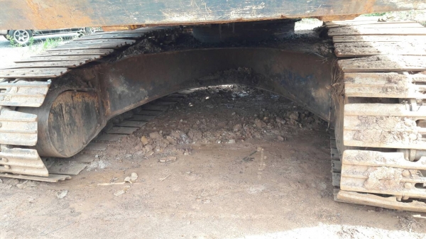 ขาย แบคโฮ KOMATSU PC200LC-5 เอกสารใบอินวอยซ์ เครื่องเดิม ปั้มดี ช่วงล่างต้องเช็คหน่อย ราคาต่อรองได้ ขาย แบคโฮ KOMATSU PC200LC-5 เอกสารใบอินวอยซ์ เครื่องเดิม ปั้มดี ช่วงล่างต้องเช็คหน่อย ราคาต่อรองได้