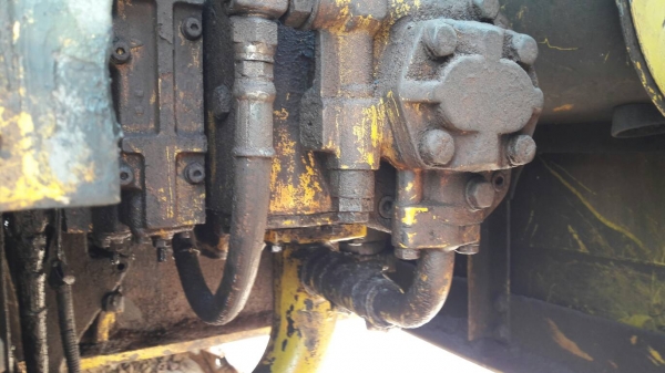 ขาย แบคโฮ KOMATSU PC200LC-5 เอกสารใบอินวอยซ์ เครื่องเดิม ปั้มดี ช่วงล่างต้องเช็คหน่อย ราคาต่อรองได้ ขาย แบคโฮ KOMATSU PC200LC-5 เอกสารใบอินวอยซ์ เครื่องเดิม ปั้มดี ช่วงล่างต้องเช็คหน่อย ราคาต่อรองได้