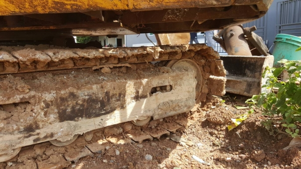 ขาย แบคโฮ KOMATSU PC30-6 พร้อมใช้งานครับ