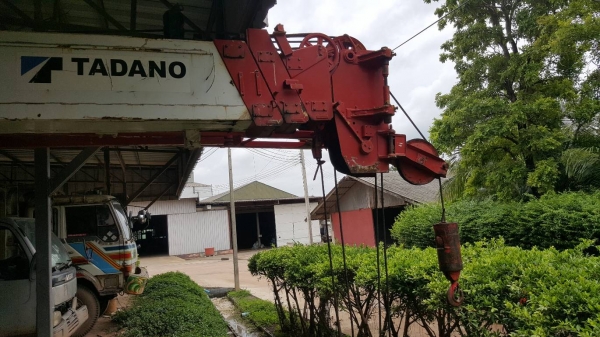 ต้องการขาย รถเครน TADANO 4ล้อ 20ตัน M3 ทะเบียนพร้อมโอน รถพร้อมใช้งาน