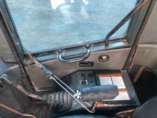 ขาย 685,000 บาท KOMATSU WA120-3A เครื่อง(หิตใหม่) ปั้มไฮโดรลิกเปลี่ยน(ใหม่) ต่อแขน เปิดปาก ตู้เก๋ง (แอร์เย็น) ยางสวย เอกสารชื้อขาย  รถอยู่  นครปฐม โทร 0610710295  สนใจ รายการสินค้า อื่นๆ ที่ เว็ปไชค์ Truck2Hand https://www.truck2hand.com/index.php?actions