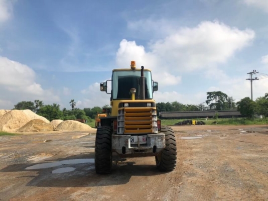 ขาย 685,000 บาท KOMATSU WA120-3A เครื่อง(หิตใหม่) ปั้มไฮโดรลิกเปลี่ยน(ใหม่) ต่อแขน เปิดปาก ตู้เก๋ง (แอร์เย็น) ยางสวย เอกสารชื้อขาย  รถอยู่  นครปฐม โทร 0610710295  สนใจ รายการสินค้า อื่นๆ ที่ เว็ปไชค์ Truck2Hand https://www.truck2hand.com/index.php?actions