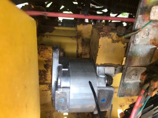 ขาย 685,000 บาท KOMATSU WA120-3A เครื่อง(หิตใหม่) ปั้มไฮโดรลิกเปลี่ยน(ใหม่) ต่อแขน เปิดปาก ตู้เก๋ง (แอร์เย็น) ยางสวย เอกสารชื้อขาย รถอยู่ นครปฐม โทร 0626426323 www.kaidee.com/member/listing/4667768 ขาย 685,000 บาท KOMATSU WA120-3A เครื่อง(หิตใหม่) ปั้มไฮโดรลิกเปลี่ยน(ใหม่) ต่อแขน เปิดปาก ตู้เก๋ง (แอร์เย็น) ยางสวย เอกสารชื้อขาย รถอยู่ นครปฐม โทร 0626426323 www.kaidee.com/member/listing/4667768