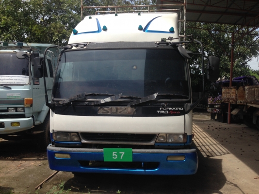 ขายด่วน 6 ล้อ ISUZU FRR195 แรงสภาพพร้อมใช้