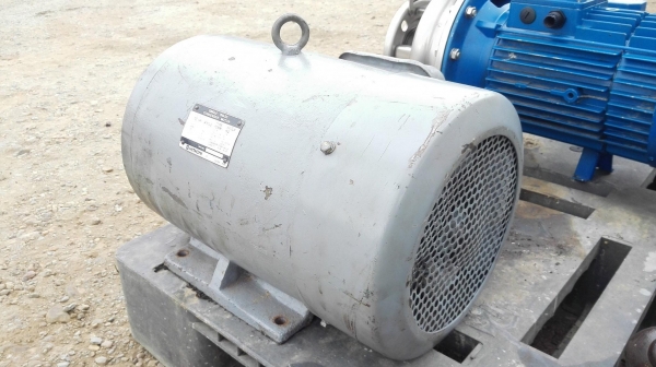 มอเตอร์ไฟบ้านฮิตาชิ_HITACHI 10 HP 1440 RPM 220V 2 สายไฟบ้าน มอเตอร์ไฟบ้านฮิตาชิ_HITACHI 10 HP 1440 RPM 220V 2 สายไฟบ้าน