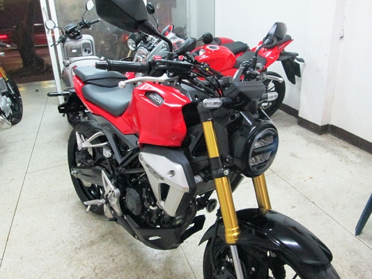 (โอนฟรี) ขาย Honda CB 150 R ปี 2018 ไมล์แท้ 2558 กม รถหัวฉีดประหยัดน้ำมัน (โอนฟรี) ขาย Honda CB 150 R ปี 2018 ไมล์แท้ 2558 กม รถหัวฉีดประหยัดน้ำมัน