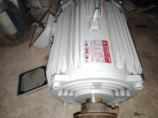 ขายมอเตอร์มิตซูบิชิ 5 แรงม้า 220 V.ใช้ไฟบ้าน พร้อมใช้งาน
