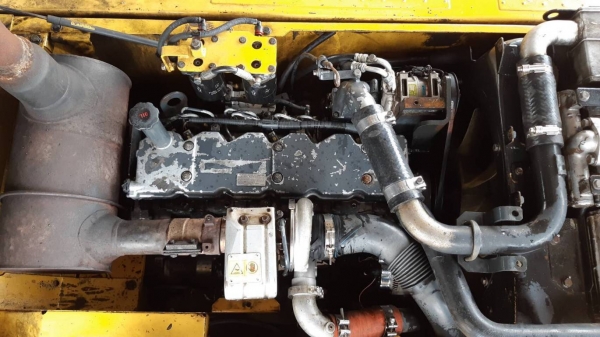 Komatsu Pc200-8ใช้งาน 14271ช.ม ไฟฟ้าครบ เอวแน่น ช่วงล่าเต็มเล่มทะเบียนเจ้าของขายเอง..