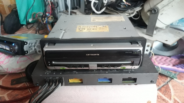 เครื่องเล่น DVD Pioneer AVX-P7DDV มือสองจากญี่ปุ่น เครื่องเล่น DVD Pioneer AVX-P7DDV มือสองจากญี่ปุ่น