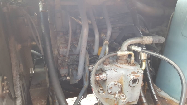 ขาย แบคโฮ HITACHI EX120-3 เก่านอก เล่มทะเบียนครบ รถสวยเต็มทุกระบบ ใช้งานแค่ 8,000 ชม.