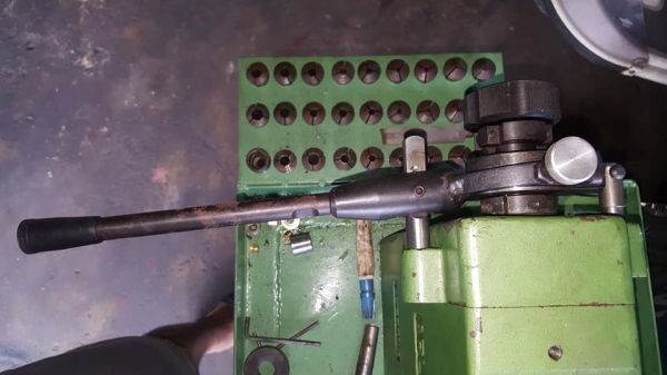 เครื่องกลึง จำปา 15 ญี่ปุ่น ไฟบ้าน พร้อมใช้ 29000 บาท เครื่องกลึง จำปา 15 ญี่ปุ่น ไฟบ้าน พร้อมใช้ 29000 บาท