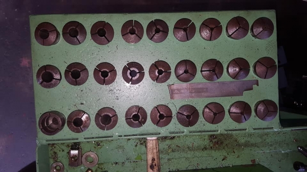 เครื่องกลึง จำปา 15 ญี่ปุ่น ไฟบ้าน พร้อมใช้ 29000 บาท เครื่องกลึง จำปา 15 ญี่ปุ่น ไฟบ้าน พร้อมใช้ 29000 บาท