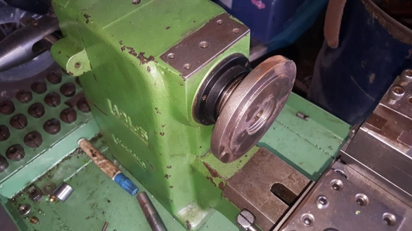 เครื่องกลึง จำปา 15 ญี่ปุ่น ไฟบ้าน พร้อมใช้ 29000 บาท เครื่องกลึง จำปา 15 ญี่ปุ่น ไฟบ้าน พร้อมใช้ 29000 บาท