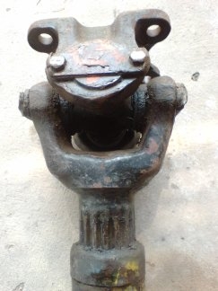 เพลากลาง HINO F18