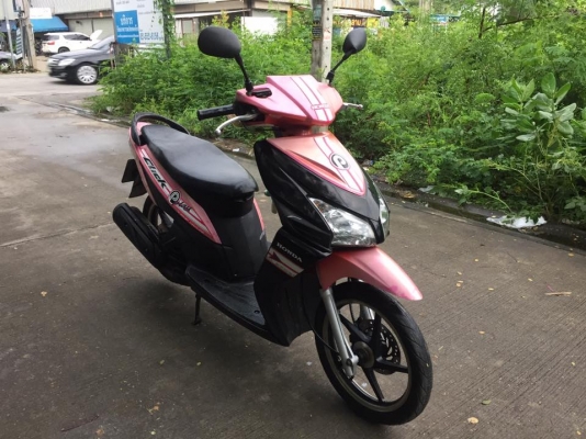 ขาย Honda Click ตัวเก่า ล้อแม็ก สภาพเดิมๆ เครื่องดีมาก เดิมๆ ไม่ดัง เอกสารครบ เล่ม ชุดโอน ภาษี62