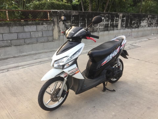 ขาย Honda Click110 ล้อแม็ก เครื่องดีมาก ไม่ดัง ชุดข้างเงียบ ท่อผ่านุ่มๆ เอกสารครบ เล่ม ชุดโอน
