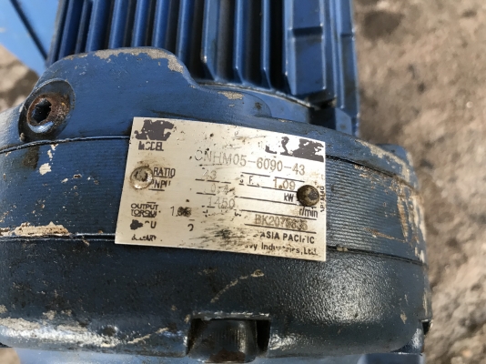 ขายมอเตอร์เกียร์ Cycro drive Sumitomo 0.4Kw 380V อัตราทด 1:43 made in Japan เพลาออกประมาณ 33 รอบต่อนาที รอบช้าแรงบิดเยอะ มีตำหนิขาหัก 1จุด สภาพสวยมาก หมุนนิ่ม พร้อมใช้งาน ขายมอเตอร์เกียร์ Cycro drive Sumitomo 0.4Kw 380V อัตราทด 1:43 made in Japan เพลาออกประมาณ 33 รอบต่อนาที รอบช้าแรงบิดเยอะ มีตำหนิขาหัก 1จุด สภาพสวยมาก หมุนนิ่ม พร้อมใช้งาน