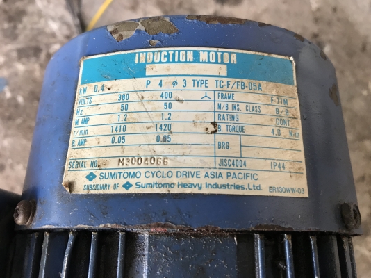 ขายมอเตอร์เกียร์ Cycro drive Sumitomo 0.4Kw 380V อัตราทด 1:71 made in Japan เพลาออกประมาณ 20 รอบต่อนาที รอบช้าแรงบิดเยอะ มีระบบเบรคในตัว สภาพสวยมาก หมุนนิ่ม พร้อมใช้งาน