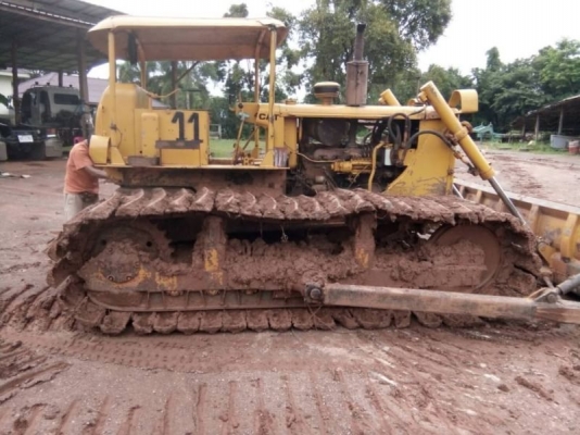 CAT D5