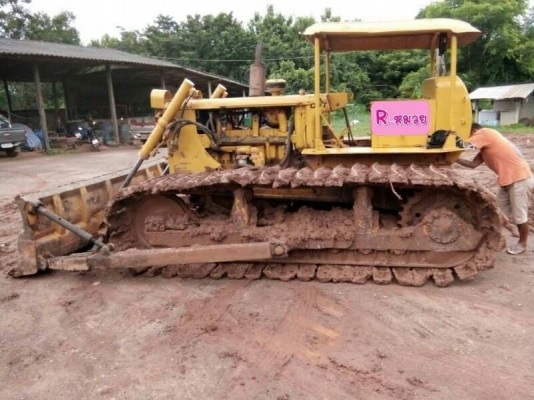 CAT D5