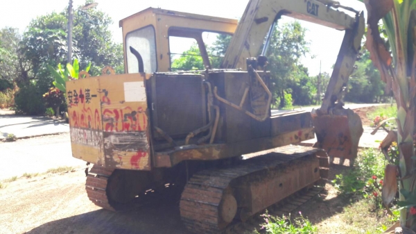 ขาย แบคโฮ CAT E70 รถใช้งานอยู่ประจำ เครื่องดี ปั้มดี ช่วงล่าง 70\%