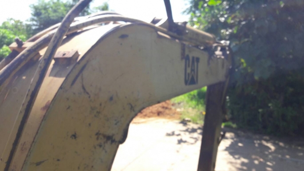 ขาย แบคโฮ CAT E70 รถใช้งานอยู่ประจำ เครื่องดี ปั้มดี ช่วงล่าง 70\%