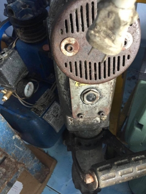 ขายสกัดไฟฟ้า MAKITA HM1306 มือสองครับ