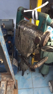 ขายสกัดไฟฟ้า MAKITA HM1306 มือสองครับ