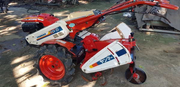 รถพรวนดินเบนซิน 6 แรง ใบตีดิน 90 \% พร้อมใช้งาน รถพรวนดินเบนซิน 6 แรง ใบตีดิน 90 \% พร้อมใช้งาน